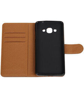 Mocca Pull-Up PU booktype wallet hoesje voor Samsung Galaxy J3 Pro