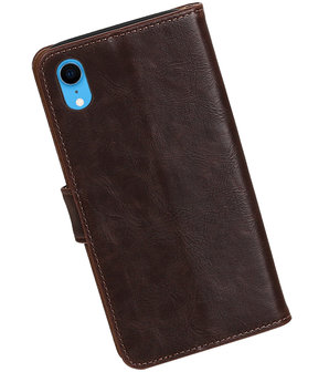 Hoesje voor iPhone XR Pull-Up Booktype Mocca
