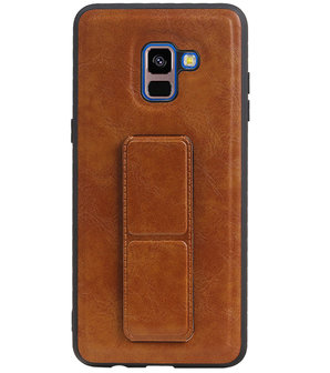 Grip Stand Hardcase Backcover voor Samsung Galaxy A8 (2018) Bruin