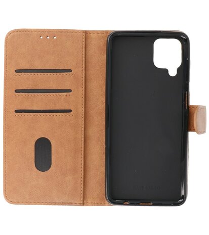 Booktype Wallet Case Telefoonhoesje voor Samsung Galaxy A12 - Bruin