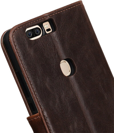 Mocca Pull-Up PU booktype wallet hoesje voor Huawei Honor V8