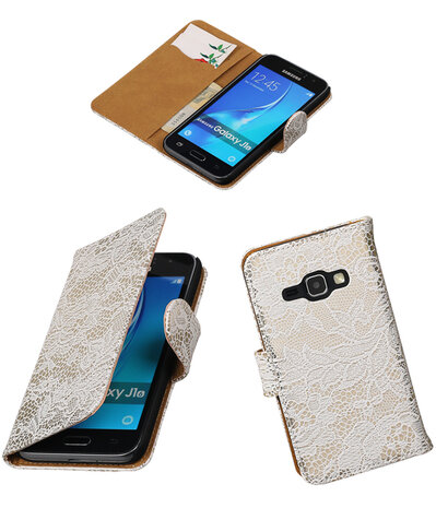 Wit Lace booktype cover hoesje voor Samsung Galaxy J1 2015