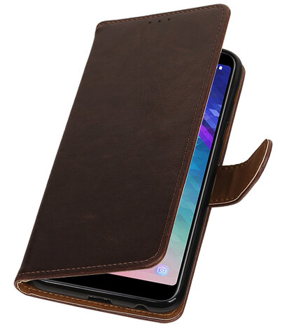 Hoesje voor Samsung Galaxy A6 Plus 2018 Pull-Up Booktype Mocca