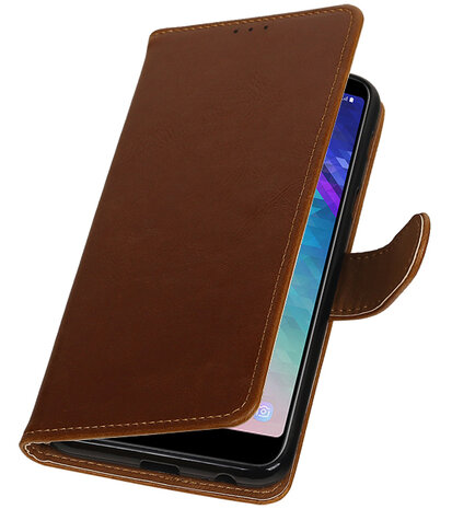 Hoesje voor Samsung Galaxy A6 Plus 2018 Pull-Up Booktype Bruin